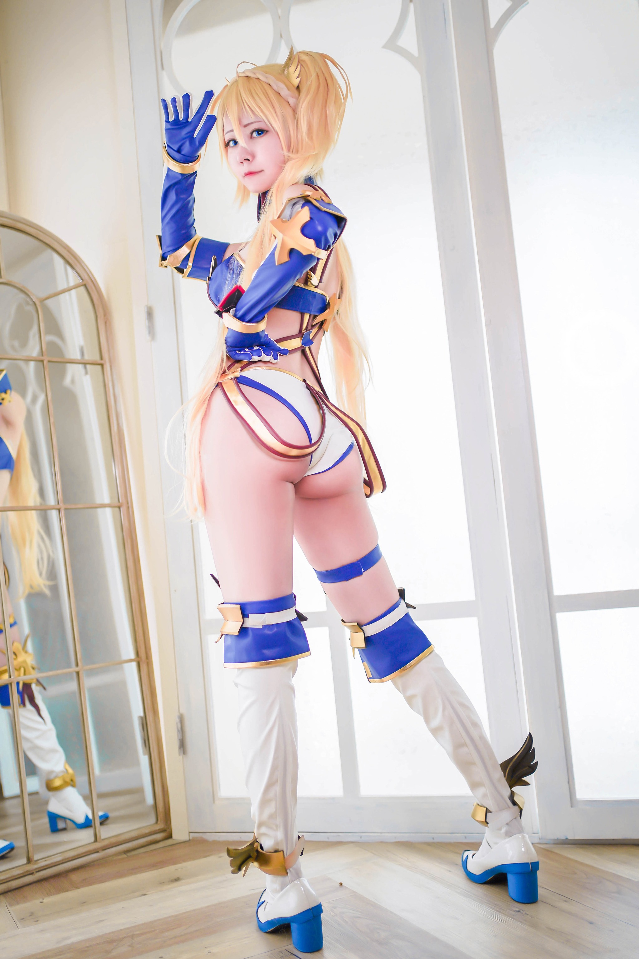 图片[1]-Arty亚缇 – NO.022 Bradamante[16P]-XikXak